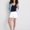 Jeansshorts mit mittlerer Leibhöhe und Umschlag Jeansshorts mit mittlerer Leibhöhe und Umschlag