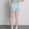 Jeansshorts mit mittlerer Leibhöhe und Umschlag Jeansshorts mit mittlerer Leibhöhe und Umschlag