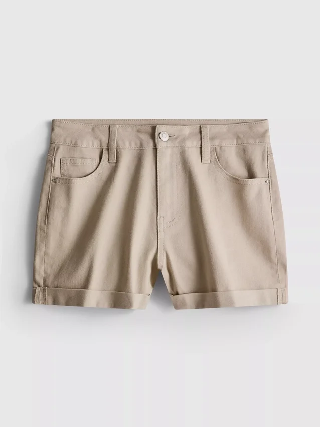 Jeansshorts mit mittlerer Leibhöhe und Umschlag Jeansshorts mit mittlerer Leibhöhe und Umschlag