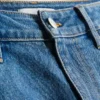 Jeansshorts mit mittlerer Leibhöhe und Umschlag Jeansshorts mit mittlerer Leibhöhe und Umschlag
