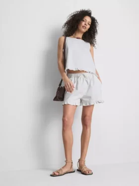 Jeansshorts mit Rüschen am Saum
