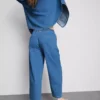 Jogginghose aus Baumwoll-Denim mit konischer Passform Jogginghose aus Baumwoll-Denim mit konischer Passform