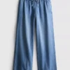 Jogginghose aus Denim mit geradem Bein Jogginghose aus Denim mit geradem Bein