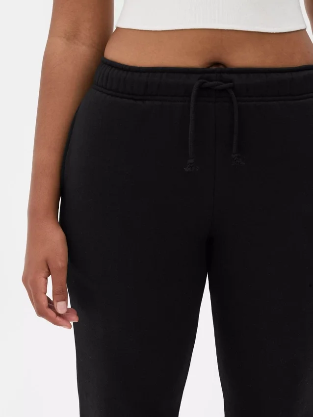 Jogginghose mit geradem Bein Jogginghose mit geradem Bein