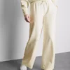 Jogginghose mit weitem Bein Jogginghose mit weitem Bein