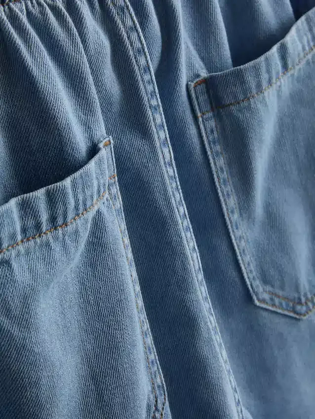 Jogginghosen aus Baumwoll-Denim Jogginghosen aus Baumwoll-Denim