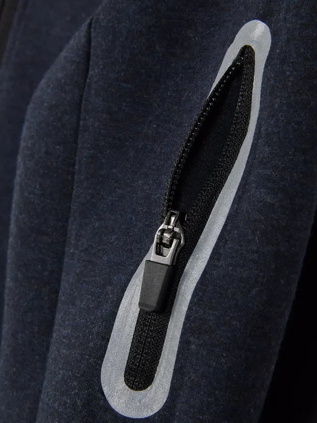 Kapuzenjacke mit Reißverschluss Kapuzenjacke mit Reißverschluss