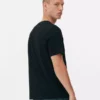 Klassisches T-Shirt mit Rundhalsausschnitt Klassisches T-Shirt mit Rundhalsausschnitt
