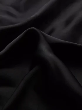 Kleiner Satin-Schal Kleiner Satin-Schal