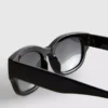 Klobige, eckige Sonnenbrille