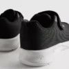 Klobige Low-Top-Sneaker