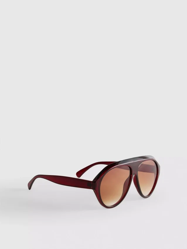 Klobige Sonnenbrille im Pilotenstil Klobige Sonnenbrille im Pilotenstil