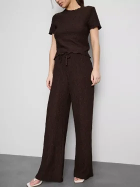 Knautschige Hose mit geradem Bein und Kordelzug