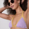 Kräuselt-Bikini-Oberteil mit kontrastierendem Dreieck Kräuselt-Bikini-Oberteil mit kontrastierendem Dreieck