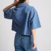 Kürzliches, kastenförmiges Hemd aus Baumwoll-Denim Kürzliches, kastenförmiges Hemd aus Baumwoll-Denim