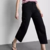 Kurze Denim-Jeans mit weitem Bein Kurze Denim-Jeans mit weitem Bein
