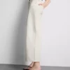 Kurze Denim-Jeans mit weitem Bein Kurze Denim-Jeans mit weitem Bein