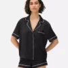Kurzer Schlafanzug im Boyfriend-Stil aus Satin