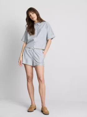 Kurzes, kastenförmiges Oxford-Shirt mit kurzen Ärmeln