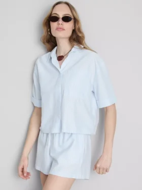 Kurzes, kastenförmiges Oxford-Shirt mit kurzen Ärmeln