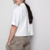Kurzes, kastenförmiges Oxford-Shirt mit kurzen Ärmeln Kurzes, kastenförmiges Oxford-Shirt mit kurzen Ärmeln