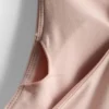 Kurzes Sport-Top mit V-Ausschnitt Kurzes Sport-Top mit V-Ausschnitt