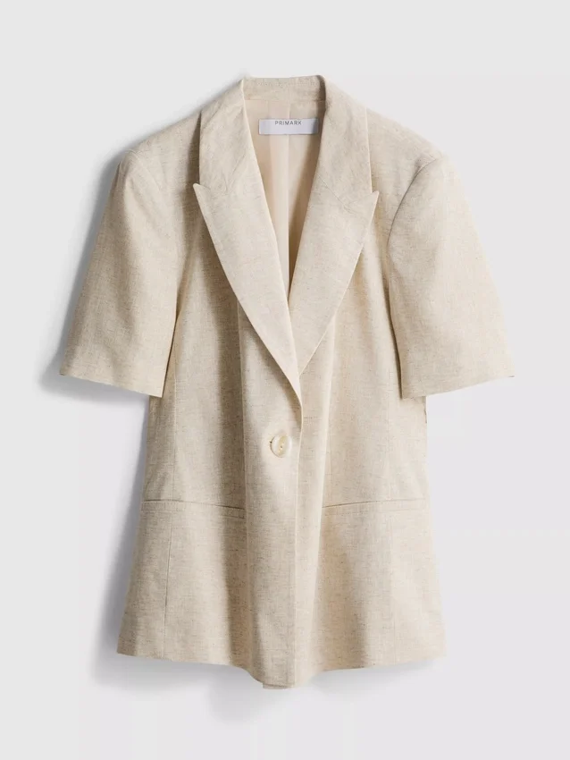 Kurzärmeliger Blazer aus Leinenmischung Kurzärmeliger Blazer aus Leinenmischung
