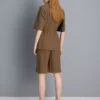 Kurzärmeliger Blazer mit Gürteldetail Kurzärmeliger Blazer mit Gürteldetail