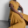Kurzärmeliges Midi-Shirt-Kleid Kurzärmeliges Midi-Shirt-Kleid