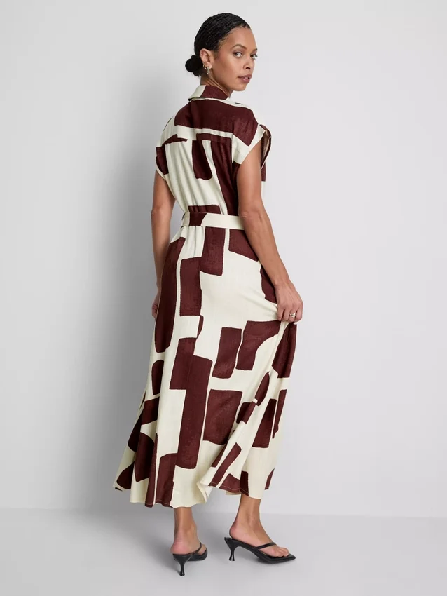 Kurzärmeliges Midi-Shirt-Kleid Kurzärmeliges Midi-Shirt-Kleid