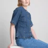 Kurzärmeliges Oberteil aus Baumwoll-Denim mit tailliertem Schnitt