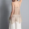 Langes, transparentes Spitzen-Trägertop Langes, transparentes Spitzen-Trägertop