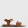 Lasergeschnittene Sandalen