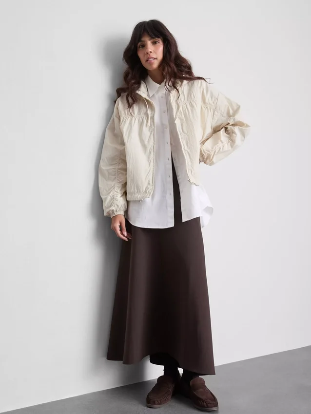 Leichte, geraffte Jacke Leichte, geraffte Jacke