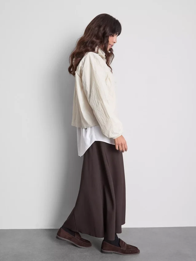 Leichte, geraffte Jacke Leichte, geraffte Jacke