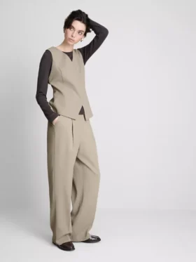 Lila Hose mit geradem Bein