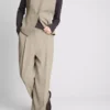 Lila Hose mit geradem Bein Lila Hose mit geradem Bein
