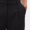 Lila Hose mit geradem Bein