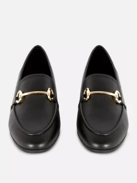 Loafer aus Kunstleder mit Schnalle
