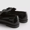 Loafer in breiter Passform aus Lackleder