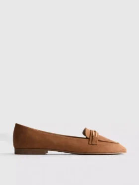 Loafer mit breiter Passform und niedrigem Schaft