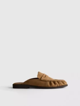 Loafer-Sandalen aus Kunstwildleder