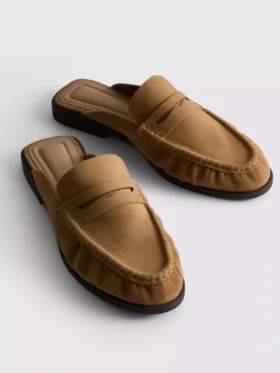 Loafer-Sandalen aus Kunstwildleder