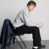 Locker sitzende Jeans mit mittlerer Leibhöhe und geradem Bein