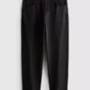 Locker sitzende Jeans mit mittlerer Leibhöhe und geradem Bein