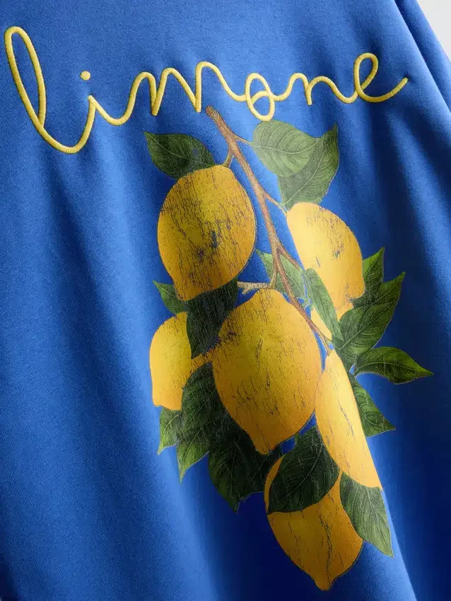 Locker sitzendes Sweatshirt in Zitronengelb mit hohem Baumwollanteil Locker sitzendes Sweatshirt in Zitronengelb mit hohem Baumwollanteil