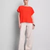 Locker sitzendes T-Shirt mit Rundhalsausschnitt und guter Luftzirkulation Locker sitzendes T-Shirt mit Rundhalsausschnitt und guter Luftzirkulation