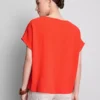 Locker sitzendes T-Shirt mit Rundhalsausschnitt und guter Luftzirkulation Locker sitzendes T-Shirt mit Rundhalsausschnitt und guter Luftzirkulation
