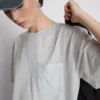 Longline-T-Shirt mit aufgesetzter Tasche Longline-T-Shirt mit aufgesetzter Tasche