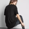 Longline-T-Shirt mit aufgesetzter Tasche Longline-T-Shirt mit aufgesetzter Tasche